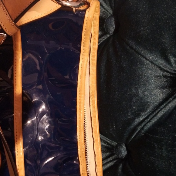 Coach crossbody - Picture 6 of 8